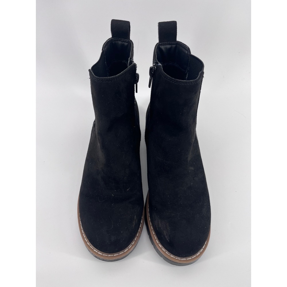 Kensie Kayla B Womens Black Faux Suede Chelsea Zip Lug Sole Ankle Boots Size 7M
